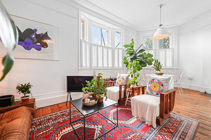 1 Bedroom Terraced House To Rent In Rochester Road, Camden, NW1