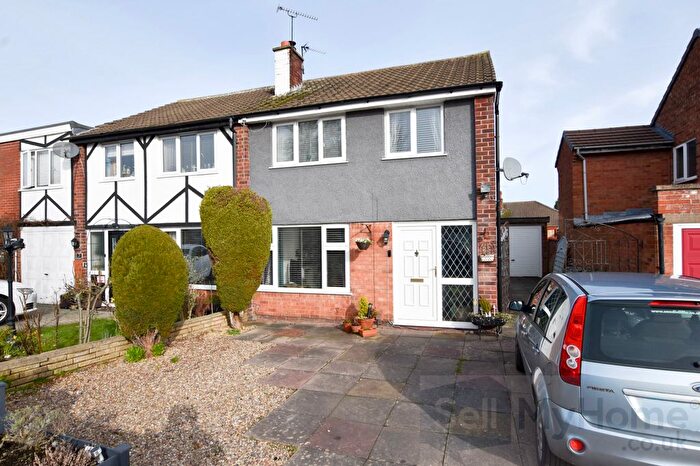 Semi Detached House For Sale In Rushmere Walk, Leicester Forest East, Leicester, Leicestershire, LE3