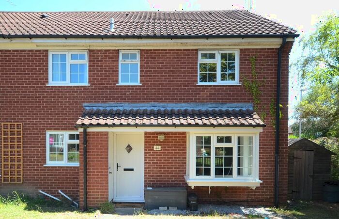 2 Bedroom End Of Terrace House To Rent In Bedfordshire Way, RG41