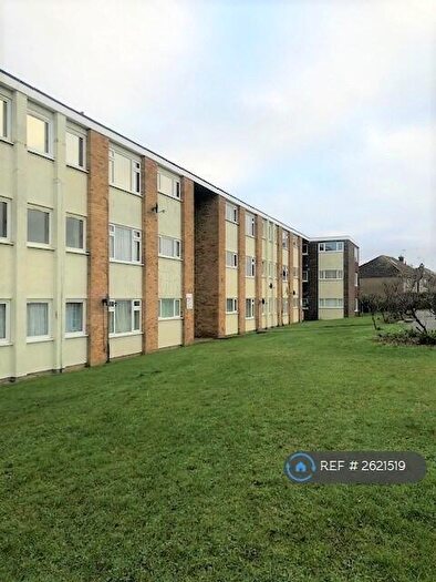 1 Bedroom Flat To Rent In Lapis Close, Gravesend, DA12