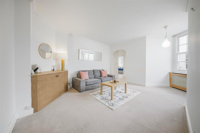2 Bedroom Apartment To Rent In Addison House, London, NW8