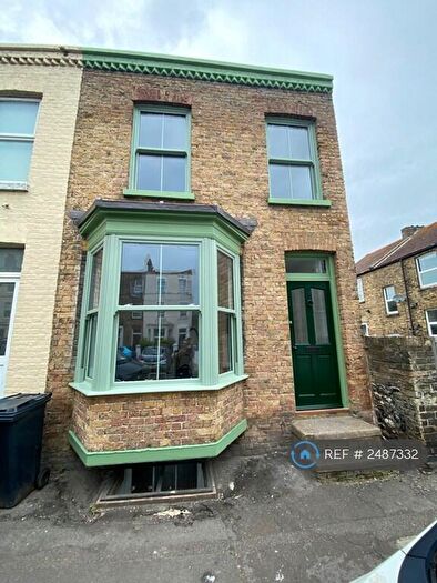 4 Bedroom End Of Terrace House To Rent In Oxford Street, Margate, CT9