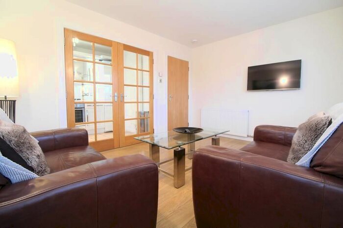2 Bedroom Flat To Rent In Great Northern Road, Aberdeen, AB24