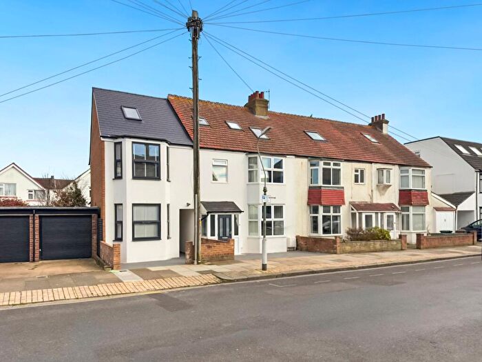 5 Bedroom Terraced House For Sale In Saxon Road, Hove, BN3