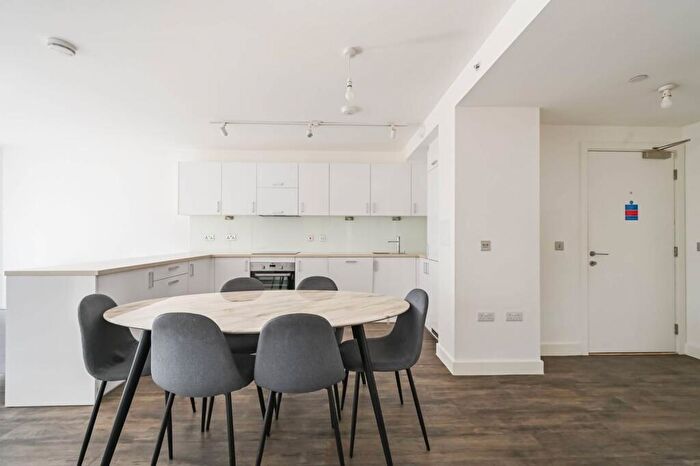 1 Bedroom Flat To Rent In Adlay Apartments, Millet Place, Silvertown, London, E16