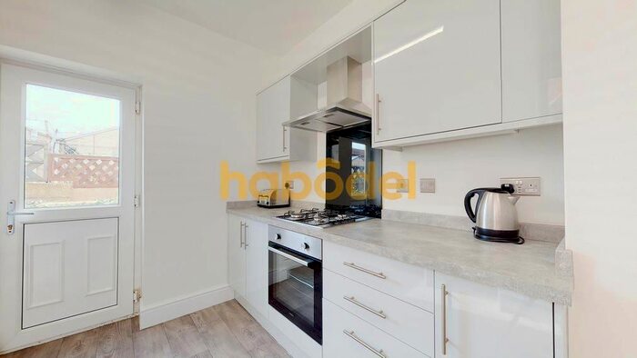 3 Bedroom Terraced House To Rent In Railway Crescent, Withernsea, HU19