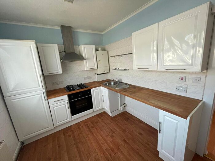 2 Bedroom Apartment To Rent In A Prince Maurice Road Tff, PL4