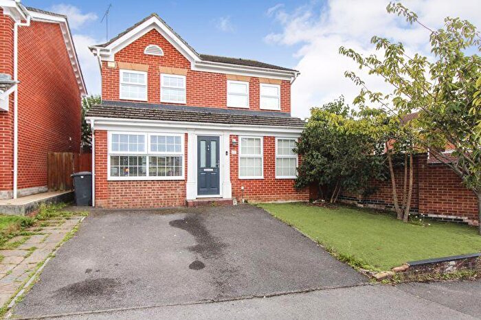 4 Bedroom Detached House For Sale In Marlborough Gardens, Grange Park, SO30