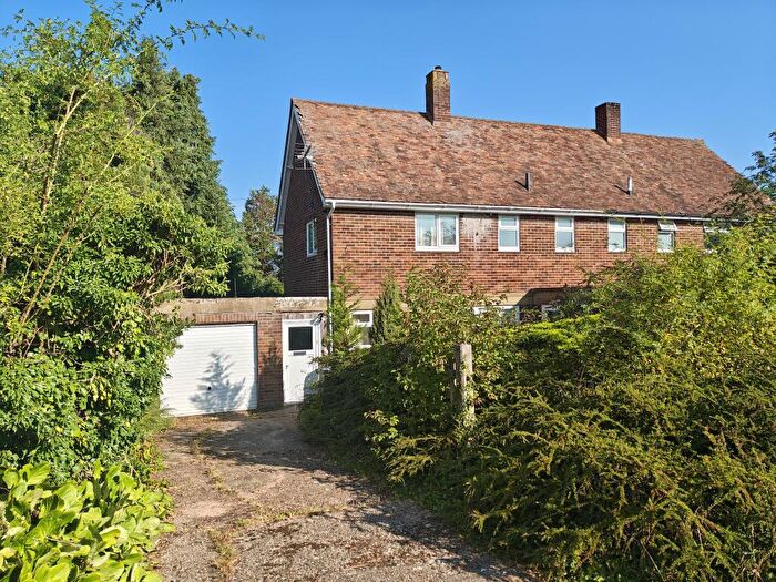 3 Bedroom Semi Detached House For Sale In Mount Pleasant Cottages, Pilgrims Way, Canterbury, Kent, CT1
