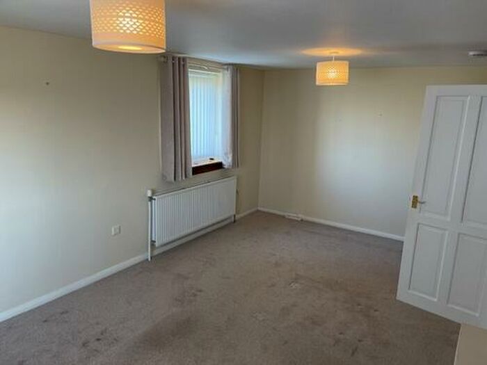 2 Bedroom Flat To Rent In Hill Place, Mayfield, Dalkeith, EH22