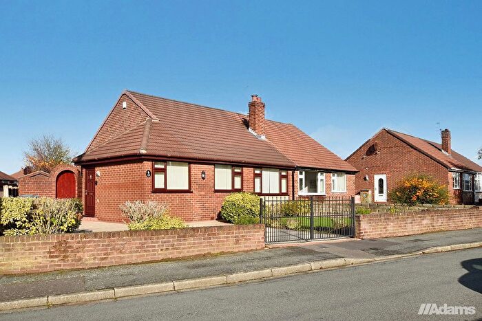 3 Bedroom Semi Detached Bungalow For Sale In Copeland Road, Warrington, WA4