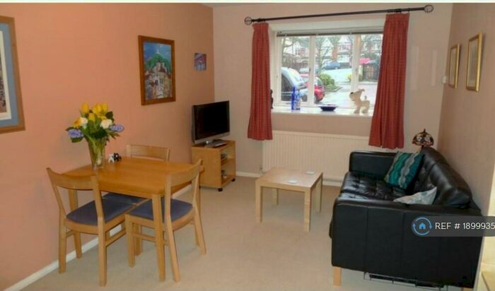 1 Bedroom Flat To Rent In London, London, N10