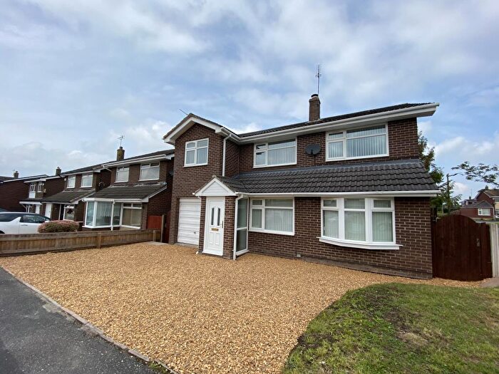 6 Bedroom Detached House To Rent In Snabwood Close, Little Neston, Wirral, CH60