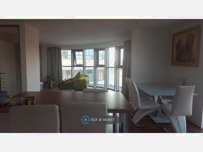 3 Bedroom Flat To Rent In Bloomsbury Court, Nottingham, NG1
