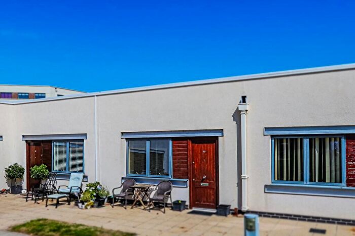 1 Bedroom Apartment To Rent In Hayes Road, Sully, Penarth, CF64