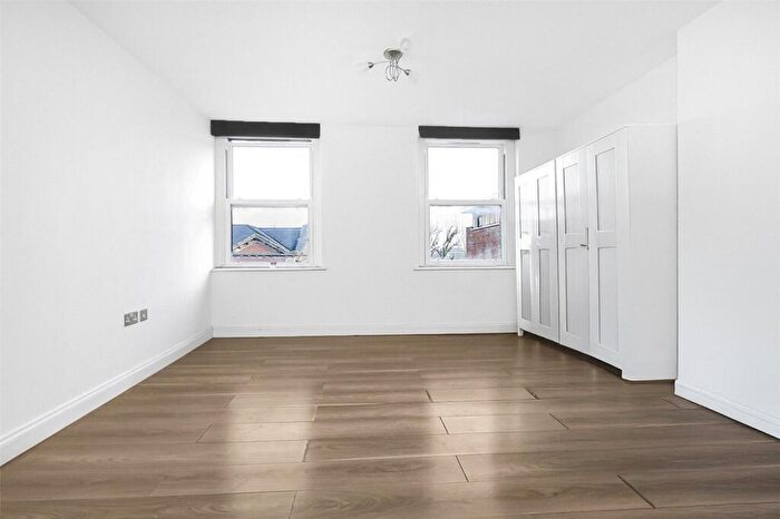 1 Bedroom Flat For Sale In Plough Way, London, SE16