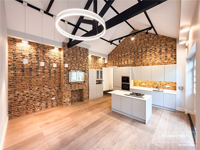 2 Bedroom Flat To Rent In The Vine, Stanmore Hill, Stanmore, HA7