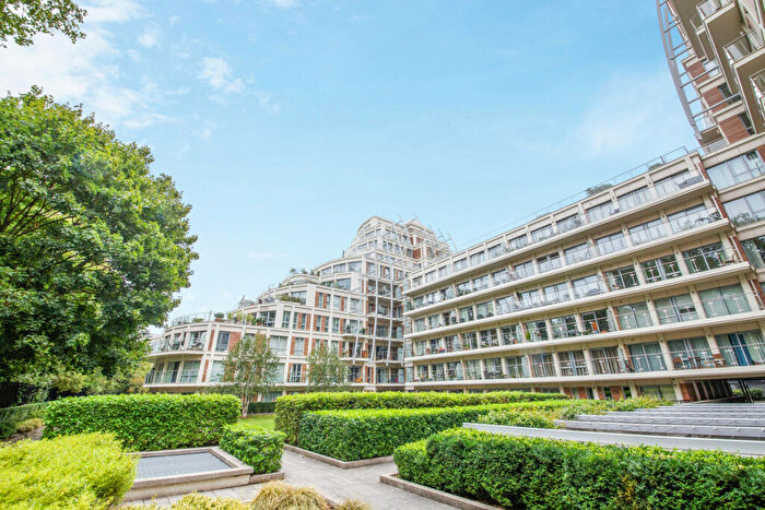 3 Bedroom Apartment To Rent In Kingston Riverside, Kingston Upon Thames, KT2