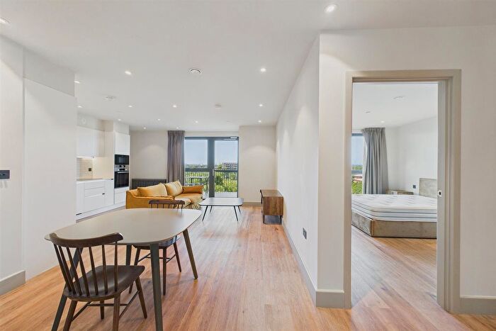 1 Bedroom Flat To Rent In Ashley Road, London, N17