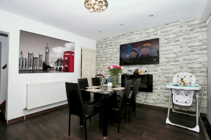 2 Bedroom Terraced House For Sale In Churchfield Road, Walton, Peterborough, PE4