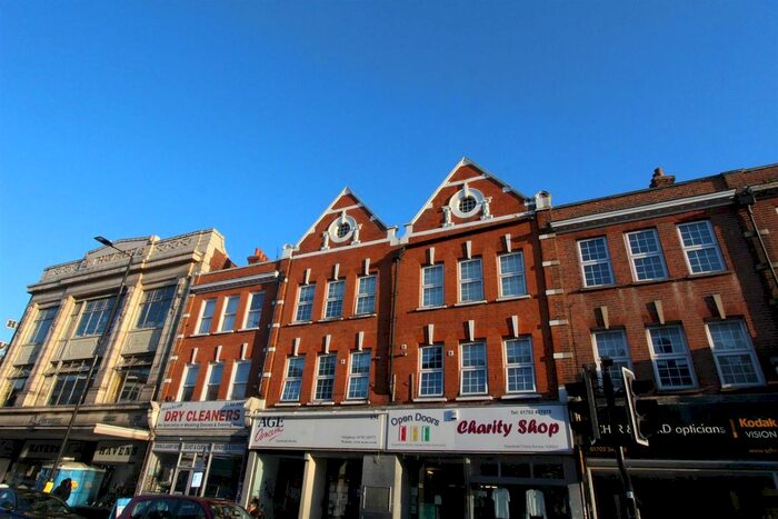 1 Bedroom Flat To Rent In Hamlet Court Road, Westcliff-On-Sea, SS0