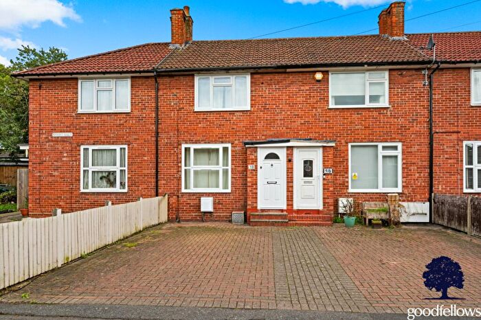 2 Bedroom Terraced House To Rent In Osney Walk, Carshalton, SM5
