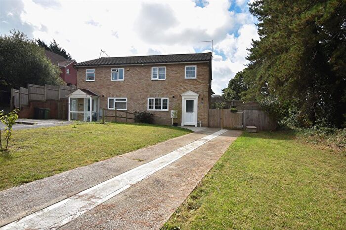 3 Bedroom Semi-Detached House For Sale In Wentworth Way, St. Leonards-On-Sea, TN38