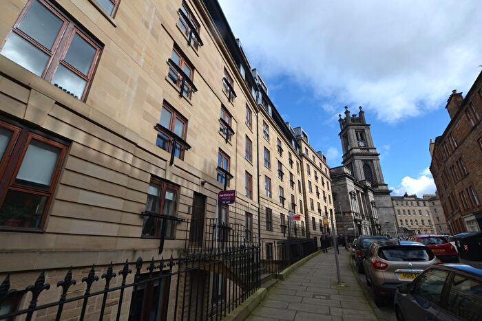 2 Bedroom Flat To Rent In St Stephen Street, Edinburgh, EH3