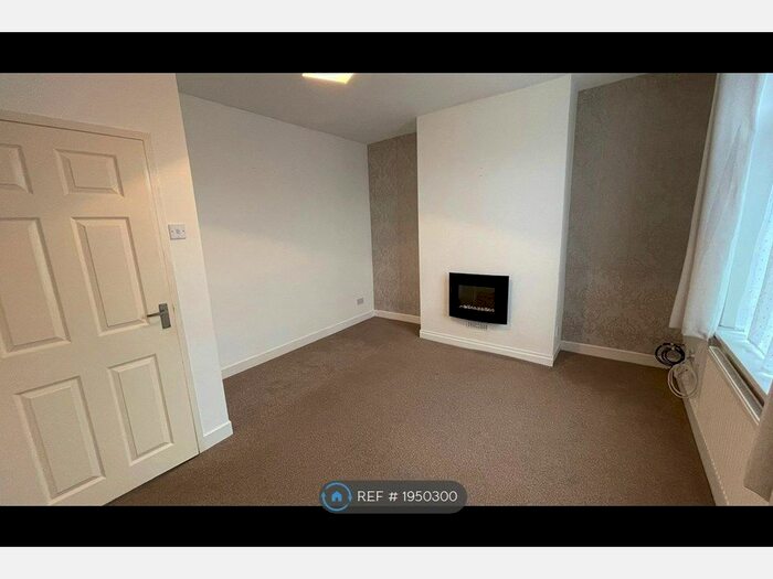 3 Bedroom Terraced House To Rent In Derby Street, Leyland, PR25