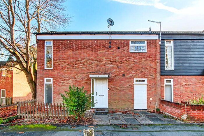 3 Bedroom End Of Terrace House For Sale In Naseby, Bracknell, Berkshire, RG12