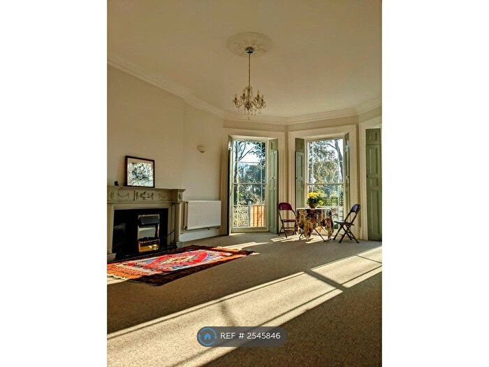 2 Bedroom Flat To Rent In Heathfield, Weston-Super-Mare, BS23