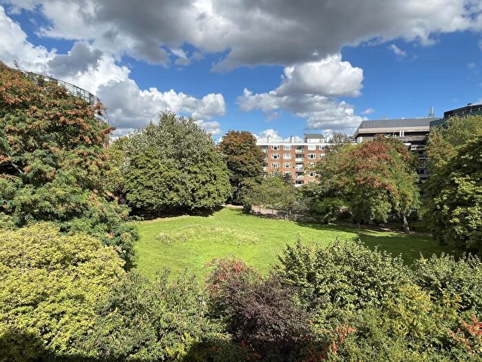 2 Bedroom Flat To Rent In Whitgift Street, London, SE11