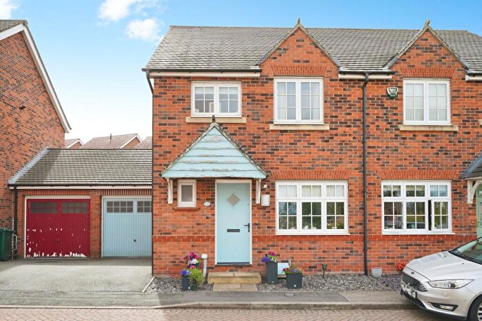 3 Bedroom Semi-Detached House For Sale In Kent Way, Church Gresley, Swadlincote, Derbyshire, DE11