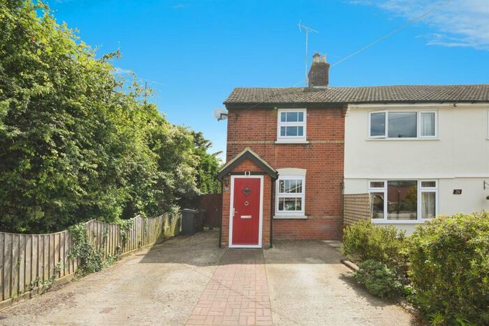 2 Bedroom Semi-Detached House For Sale In East Hanningfield Road, Rettendon Common, Chelmsford, CM3