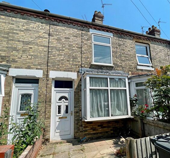 3 Bedroom Terraced House To Rent In South Parade, West Town, Peterborough, PE3