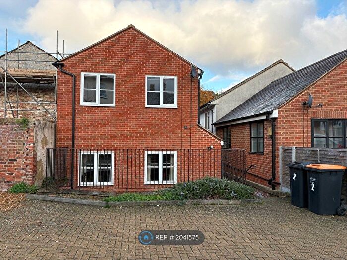 1 Bedroom Flat To Rent In New Road, Leighton Buzzard, LU7