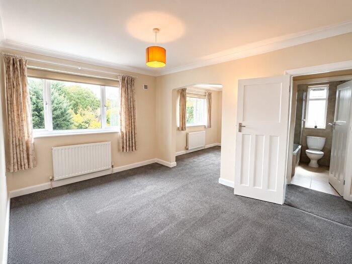 2 Bedroom Maisonette To Rent In Petts Wood, Orpington, BR5