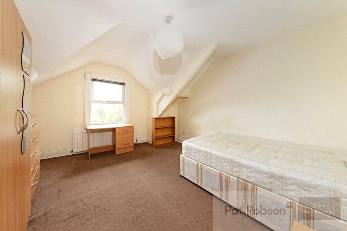 5 Bedroom Terraced House To Rent In Jesmond Vale Terrace, Heaton, Newcastle Upon Tyne, NE6
