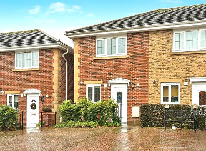 2 Bedroom End Of Terrace House For Sale In Bowdens Mead Close, Newport, Isle Of Wight, PO30