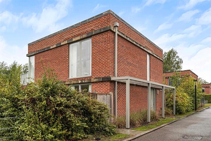 House For Sale In Trenchard Lane, Caversfield, Bicester, OX27