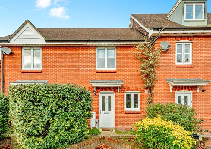 2 Bedroom Terraced House For Sale In Tylehurst Drive, Redhill, RH1