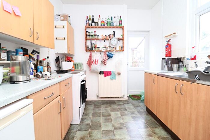 4 Bedroom Terraced House To Rent In Cottrell Road, Roath, CF24