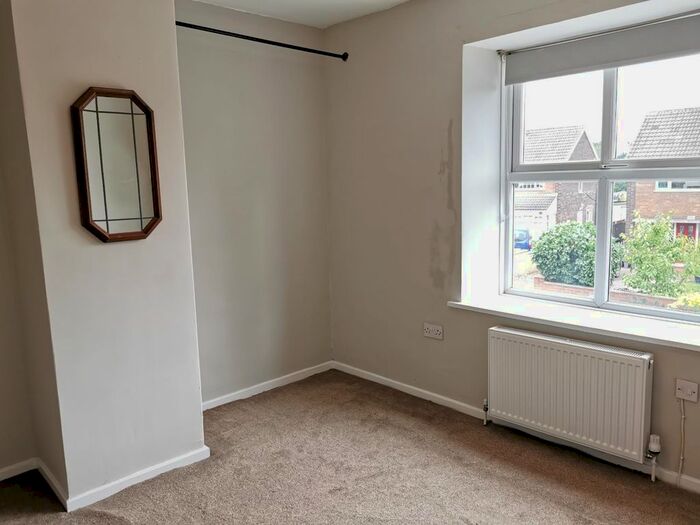 2 Bedroom End Of Terrace House To Rent In Little Church Lane, Methley, Leeds, West Yorkshire, Uk, LS26