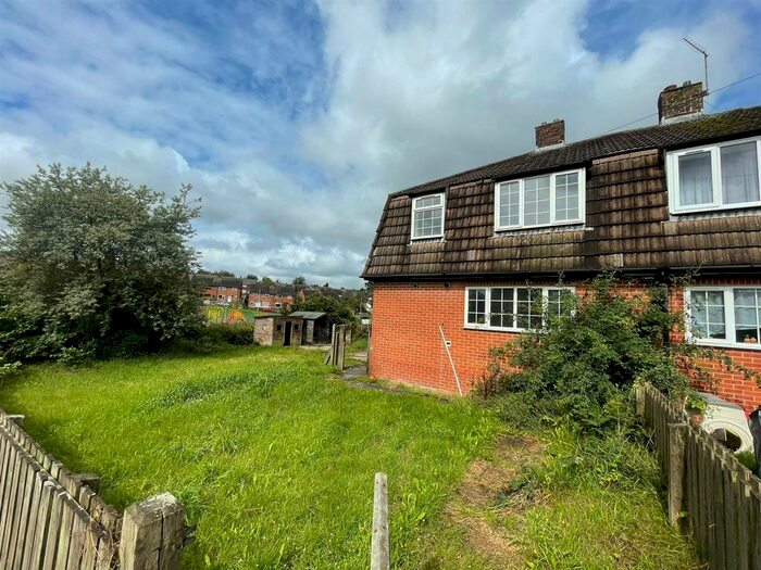 3 Bedroom Semi-Detached House To Rent In Yew Place, Newcastle-Under-Lyme, ST5