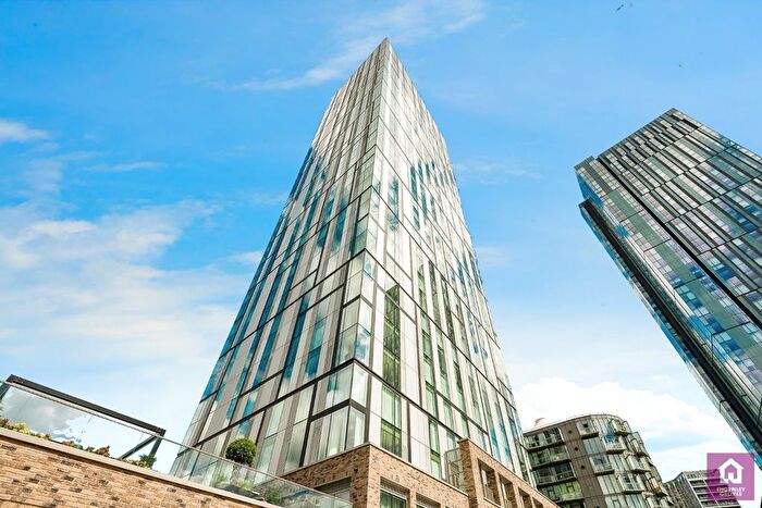 1 Bedroom Flat For Sale In Bankside Boulevard, Salford, Manchester City Centre, M3