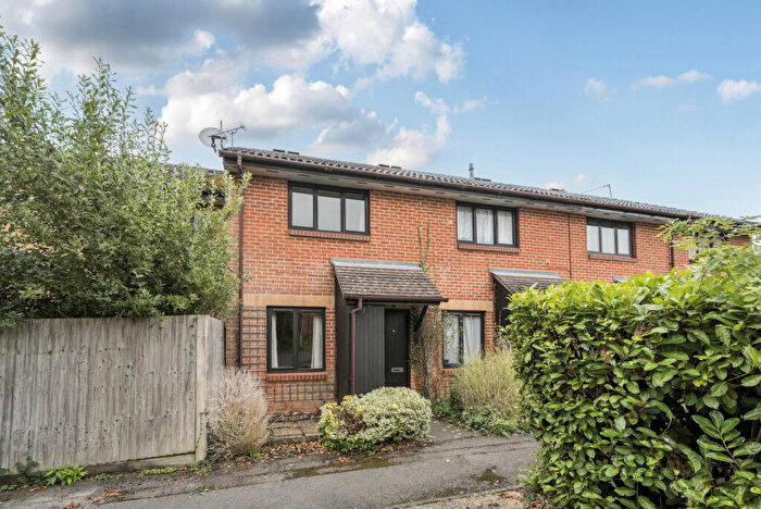 2 Bedroom Terraced House For Sale In Broad Hinton, Twyford, Reading, Berkshire, RG10