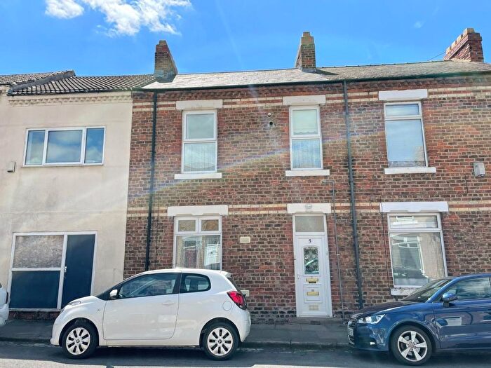 2 Bedroom Flat For Sale In Eskdale Street, Darlington, DL3