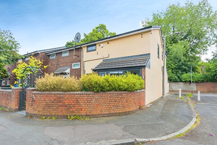 3 Bedroom Semi-Detached House For Sale In Yarburgh Street, Moss Side, Manchester, M16
