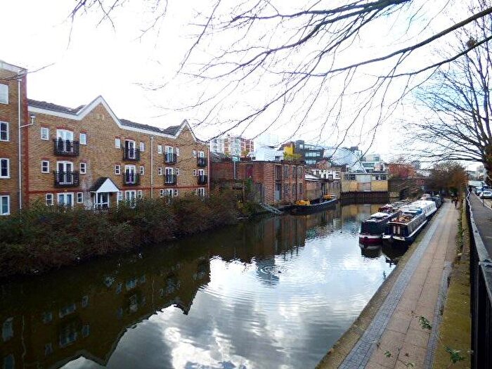 3 Bedroom Apartment To Rent In Kent Wharf, Laburnum Street, London, E2