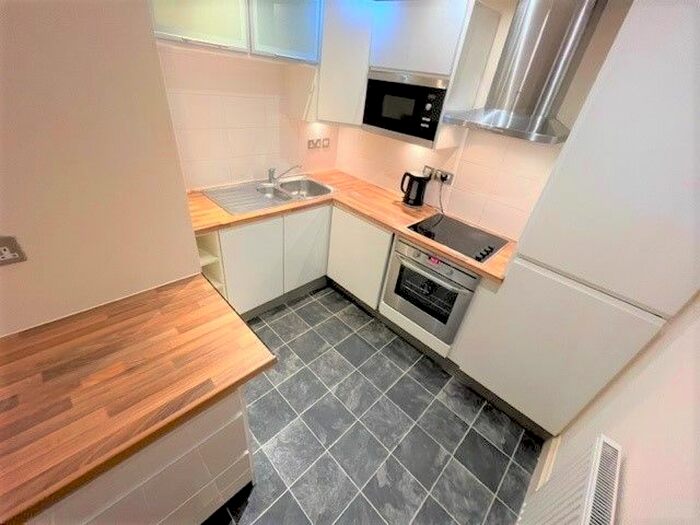 1 Bedroom Flat To Rent In Winckley Square, Preston, PR1